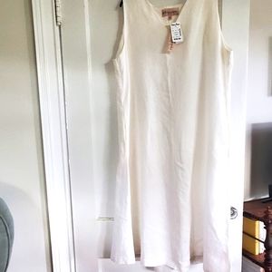 White linen sun dress 👗